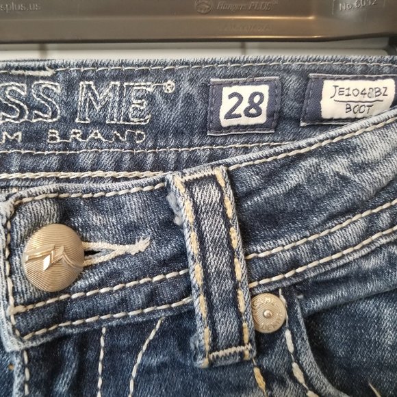 Miss Me Jeans - Picture 2 of 5